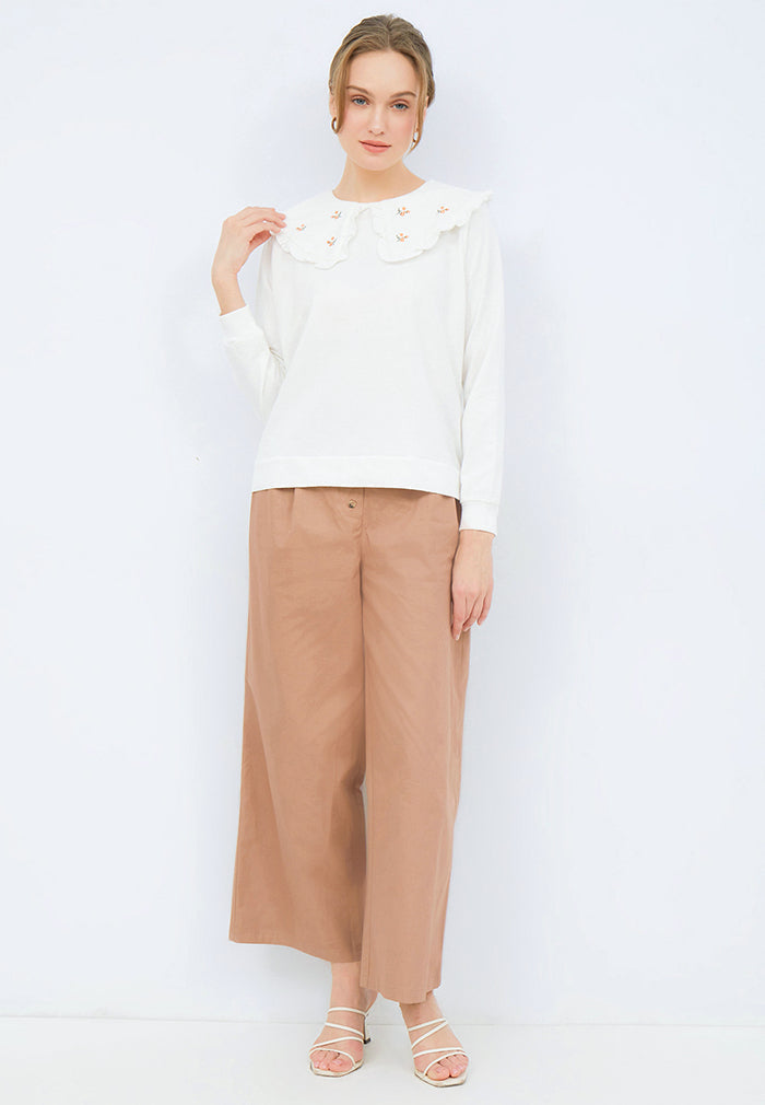 Sweatshirt with Embroidered Collar