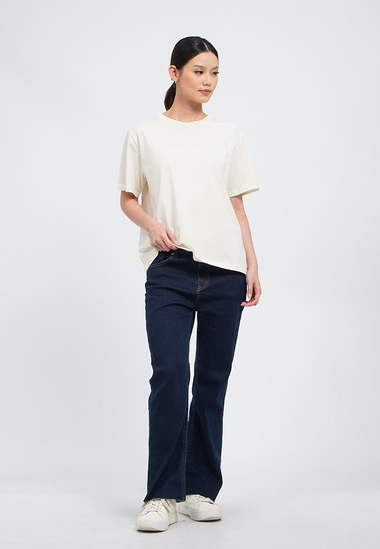 Flower Details Short Sleeve T-Shirt