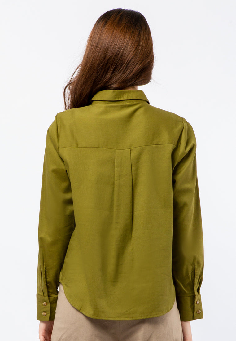 Long Sleeve Blouse with Horn Button