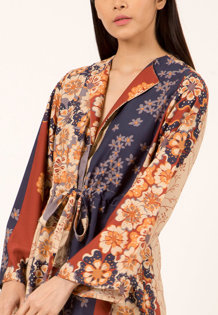 Loose blouse