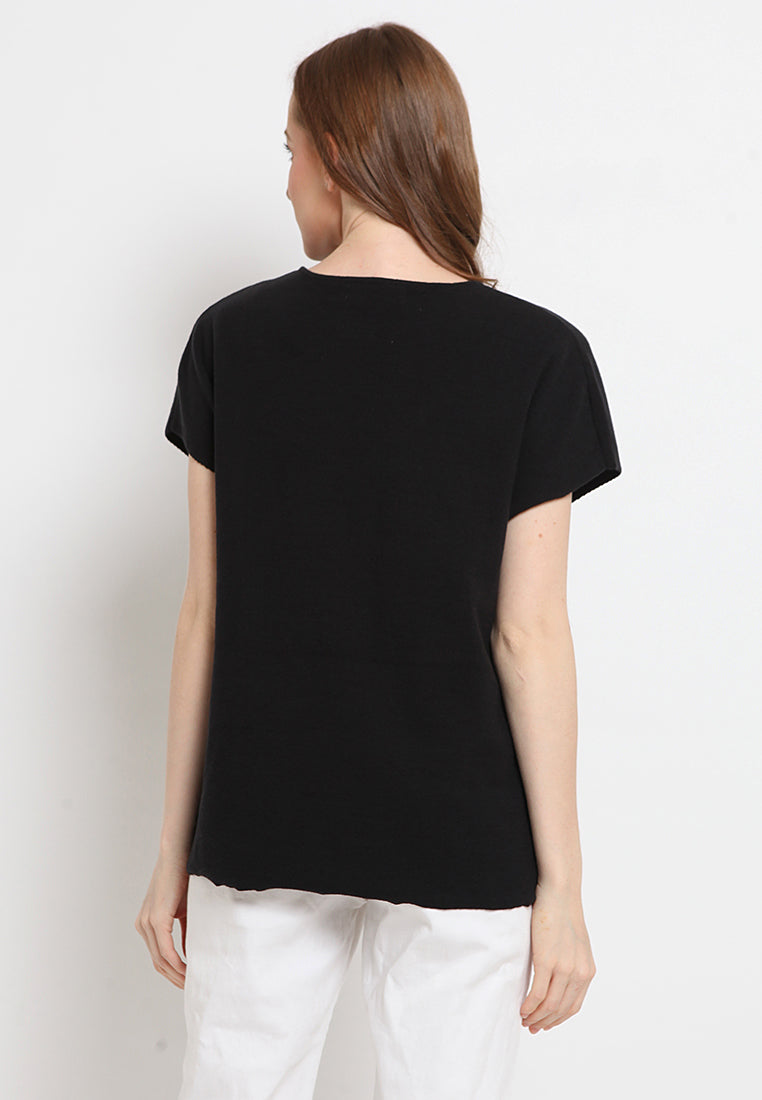 Round Neck Knit Top