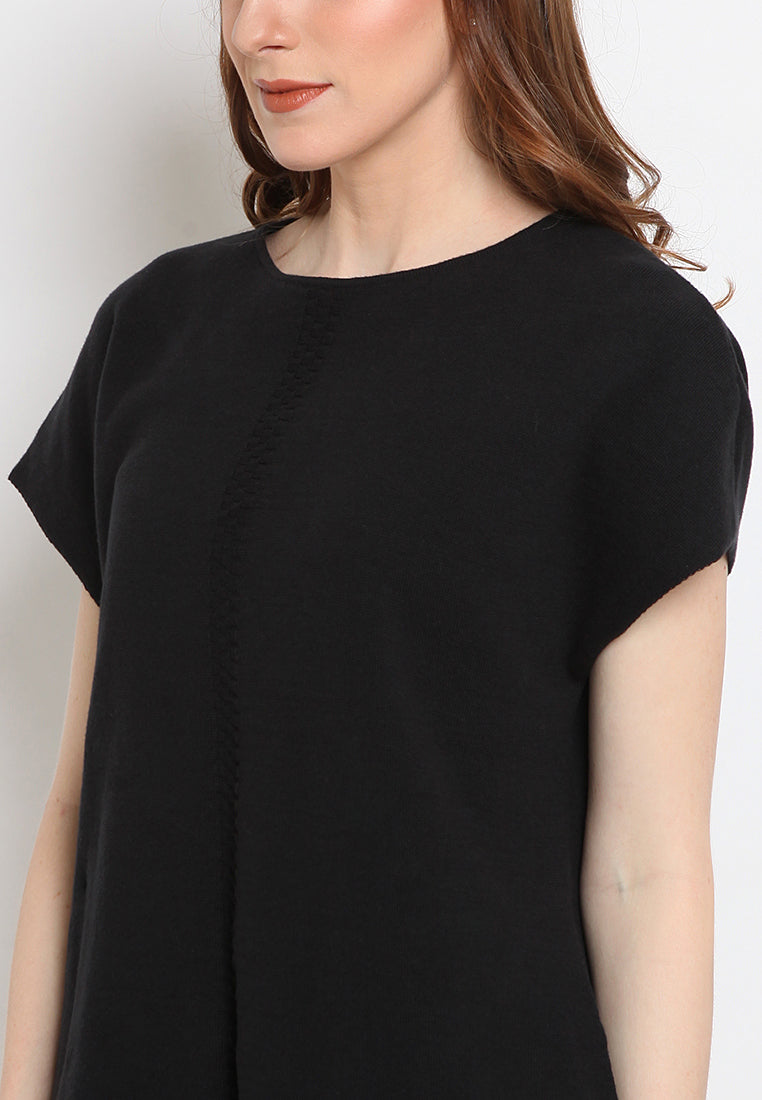 Round Neck Knit Top