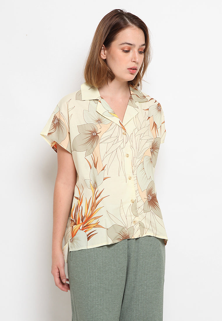 Printed Short Sleeve Blouse