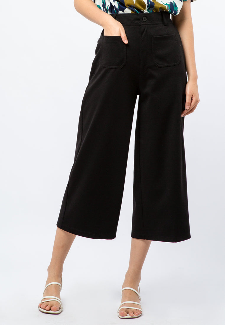Cullotte with Patch Pocket Details