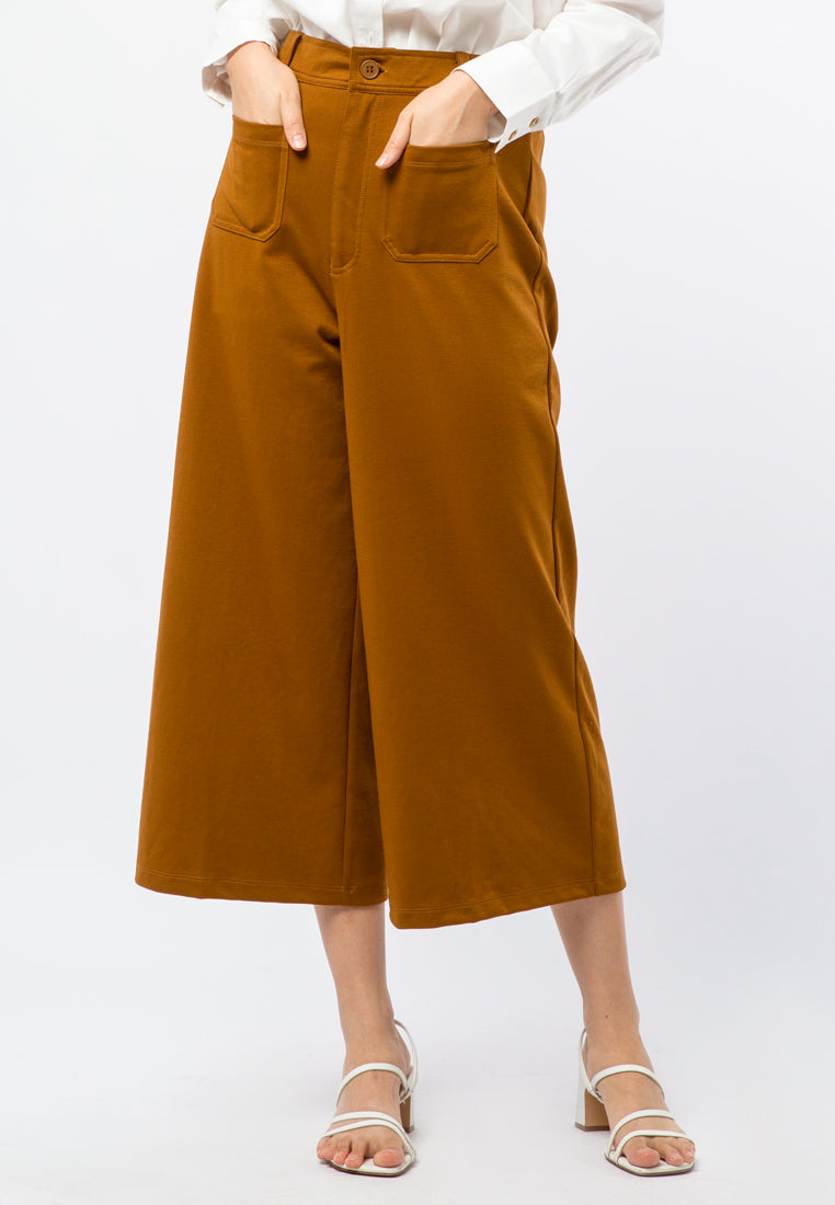 Cullotte with Patch Pocket Details