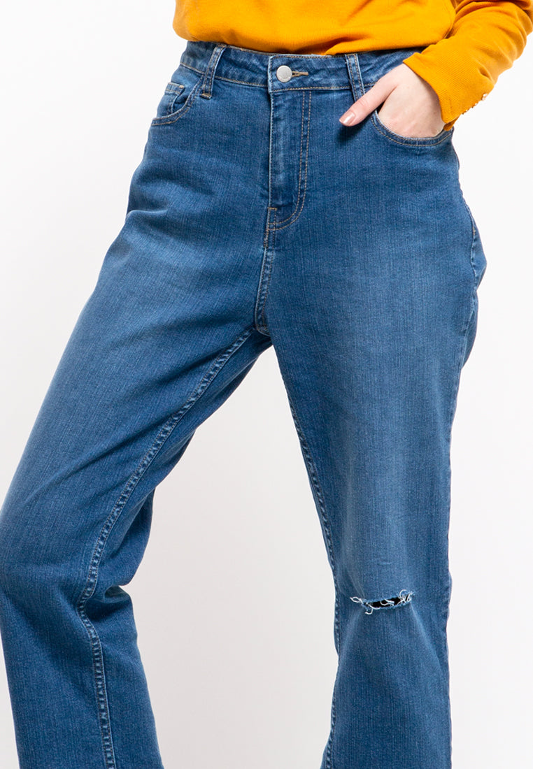 Ripped Mom Jeans