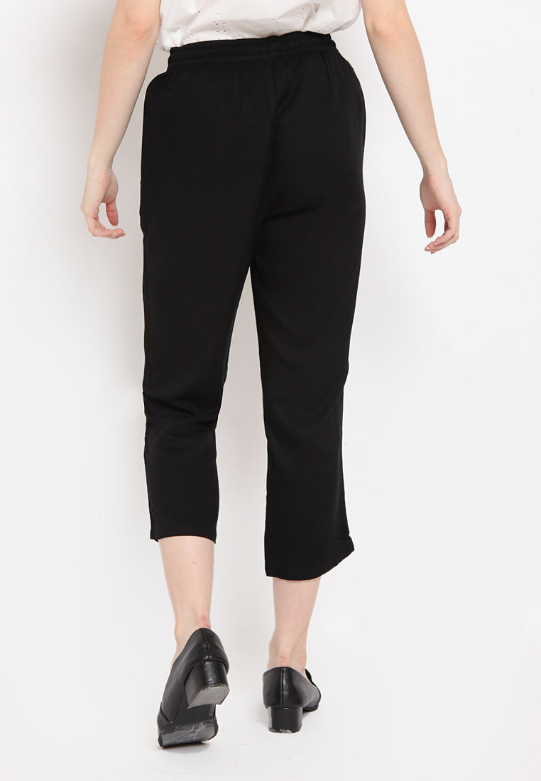 Cropped Pants