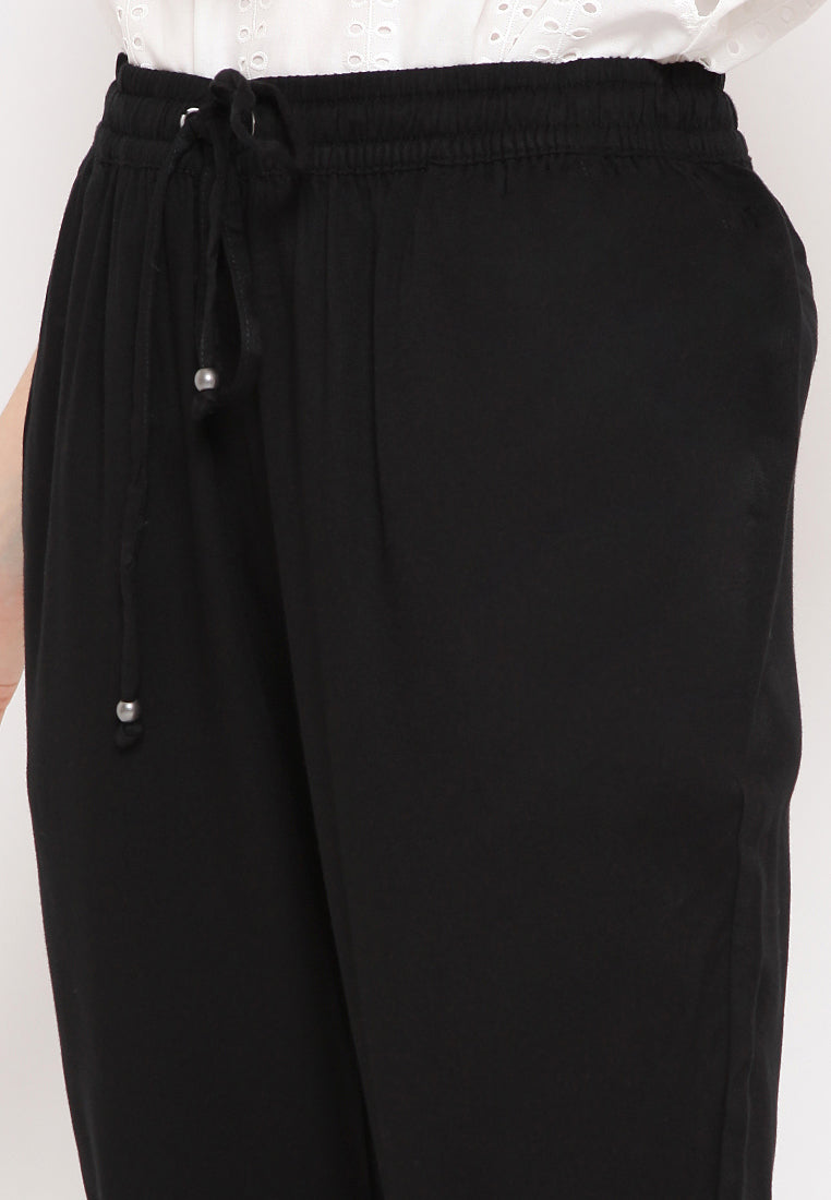 Cropped Pants