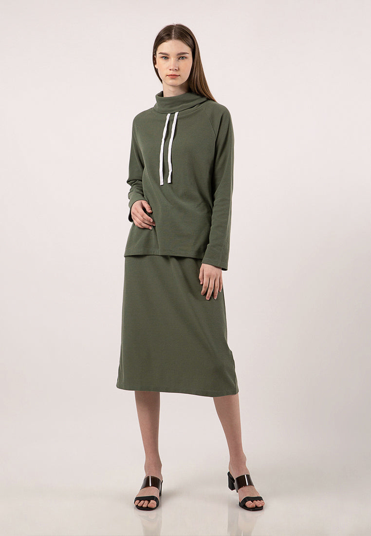 Loose Sweatshirt Cowl Neck