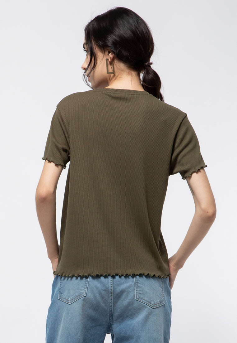 Short Sleeve T-shirt with Lettuce Hem