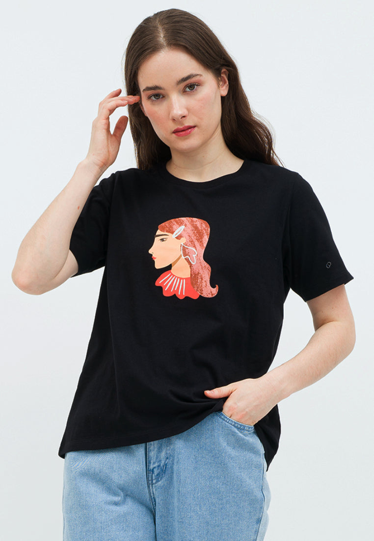 Round Neck Graphic T-shirt