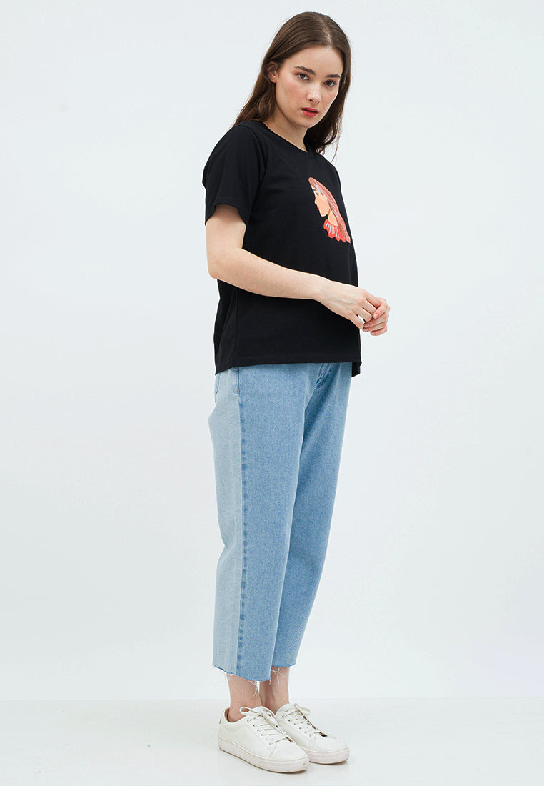 Round Neck Graphic T-shirt