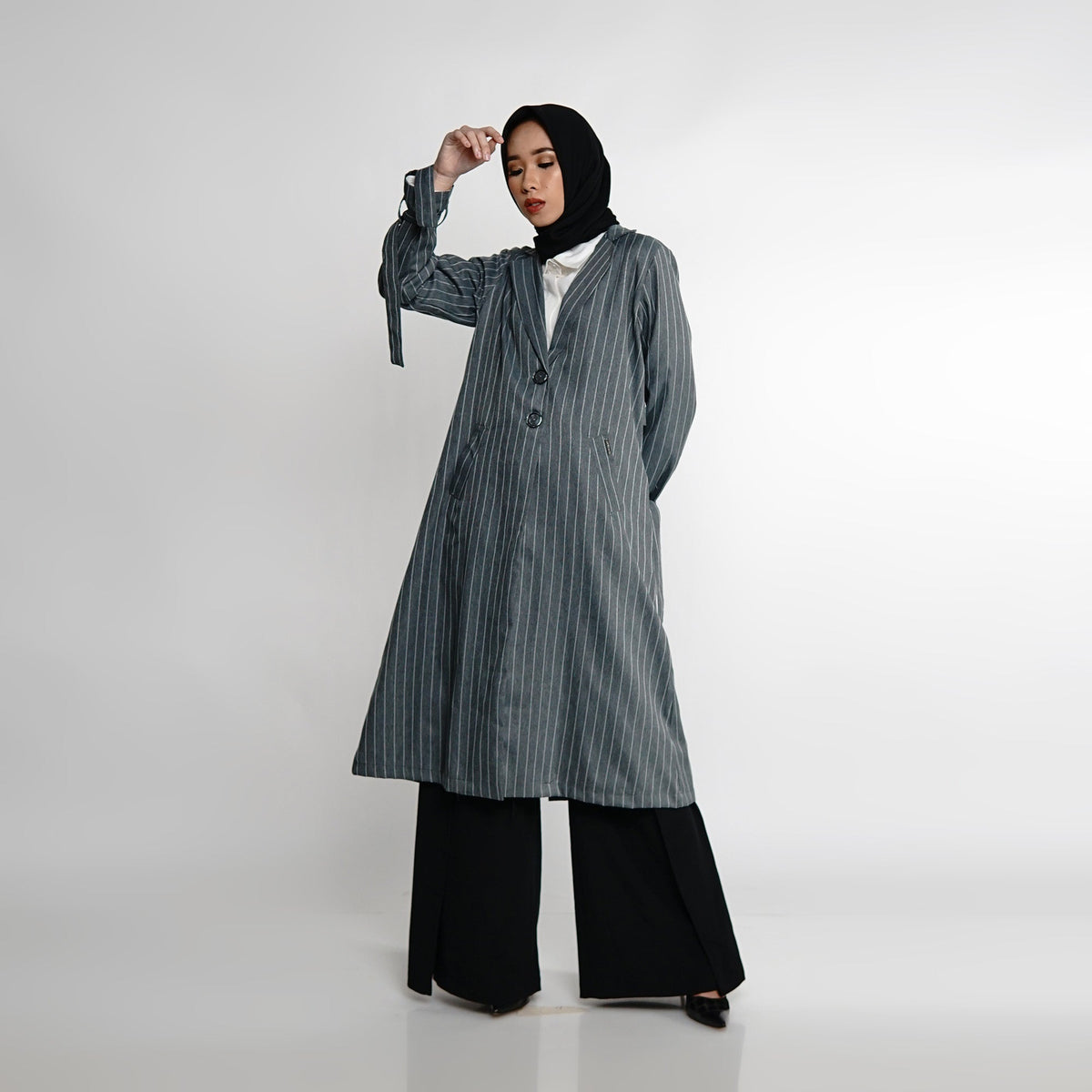 Striped Long Blazer Grey
