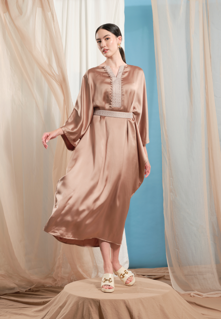 Gamis with Contrast Details