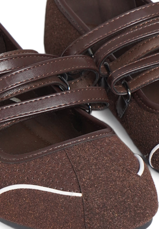 Flat Shoes Brown