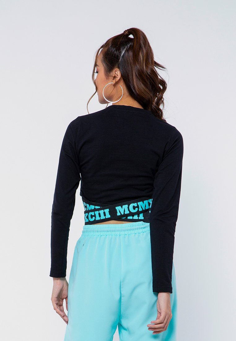 Cross Strap Crop Blouse