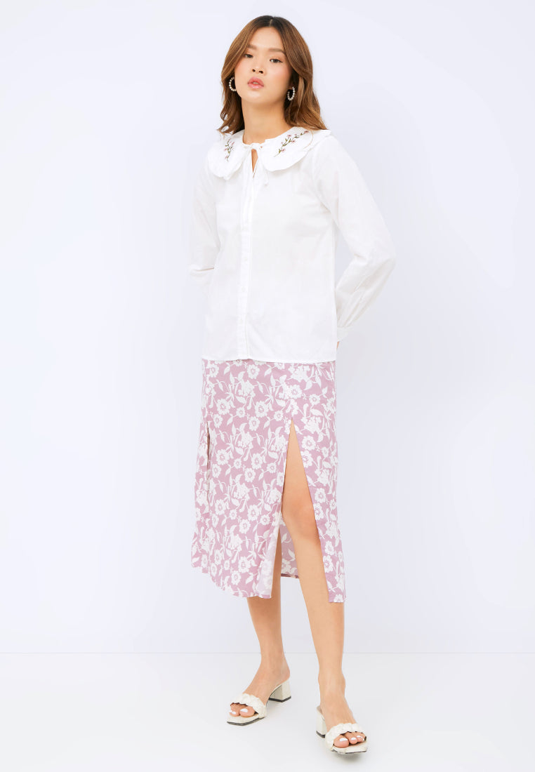 Babydoll Collar Blouse with Embroidery