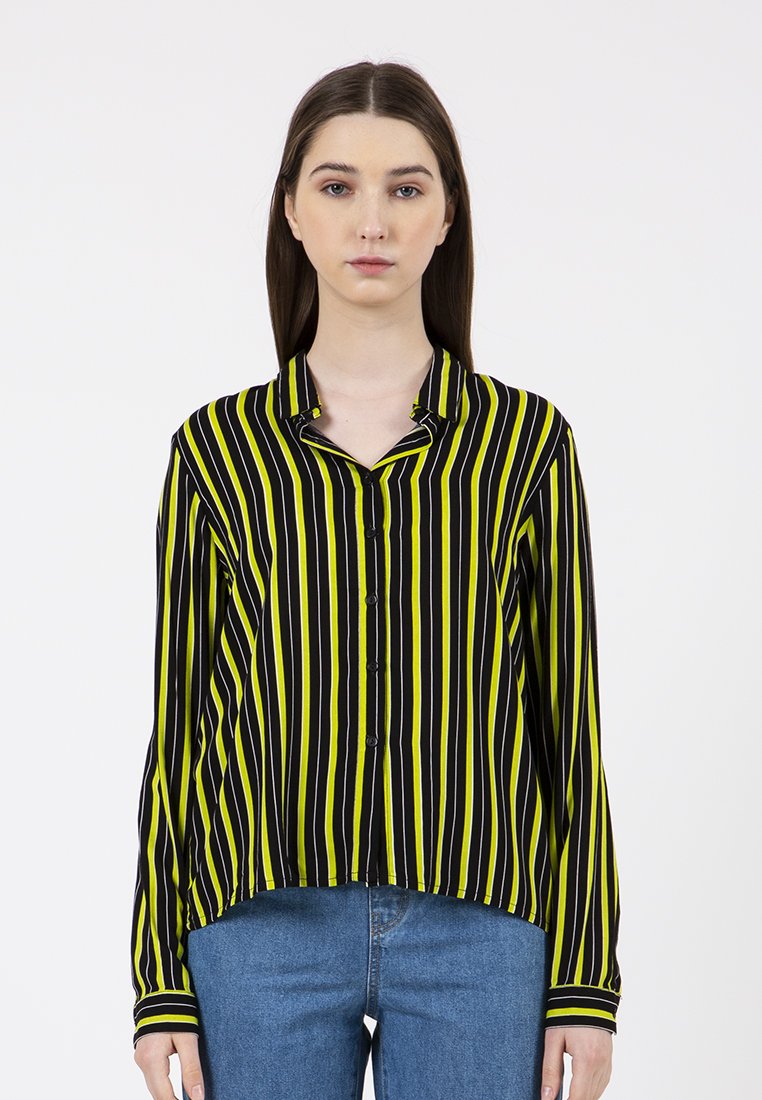 Basic Long Sleeve Shirt
