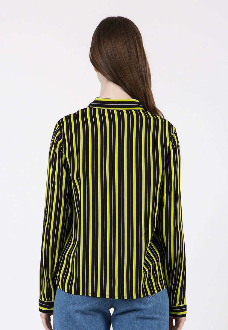 Basic Long Sleeve Shirt