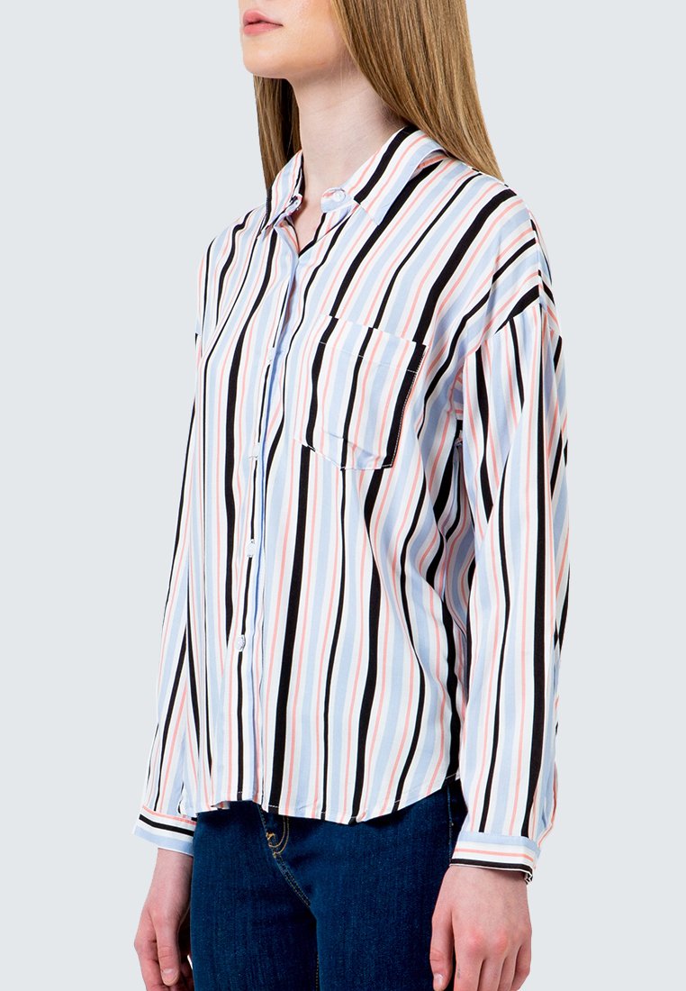 Pink Back detail shirt