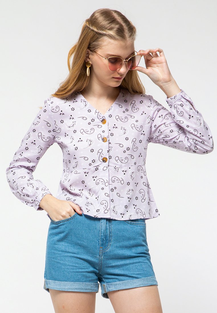 Print V-Neck Blouse