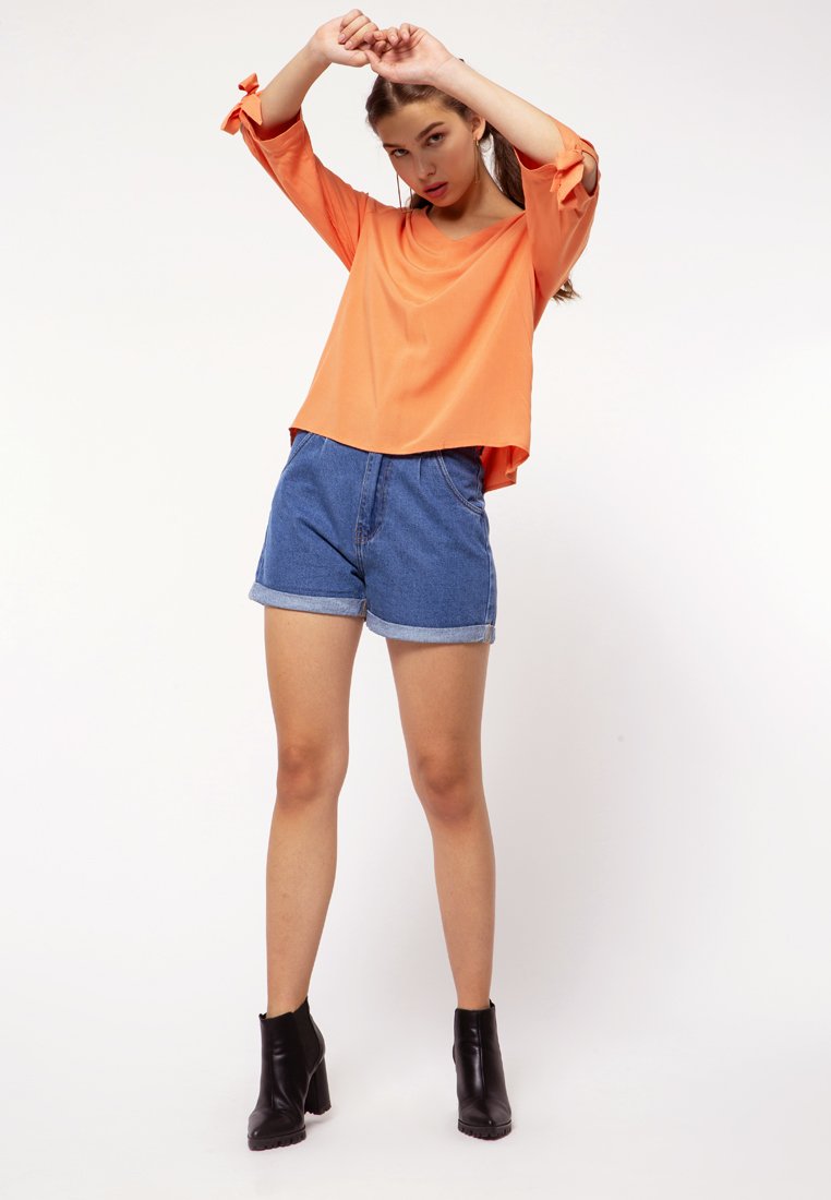 Blouse with Ribbon Details
