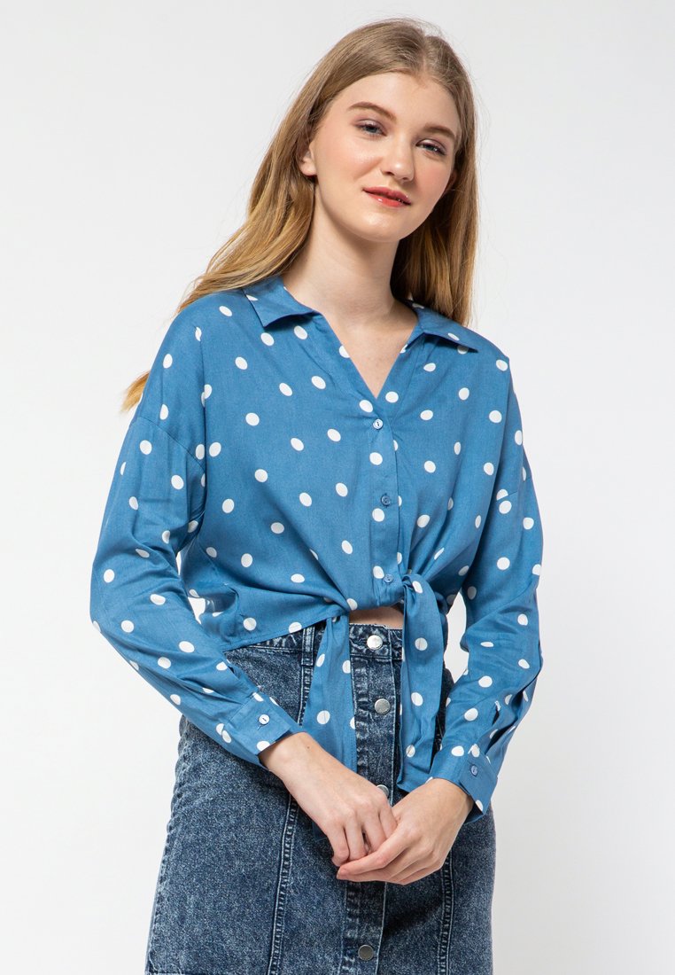 Front Knot Shirt