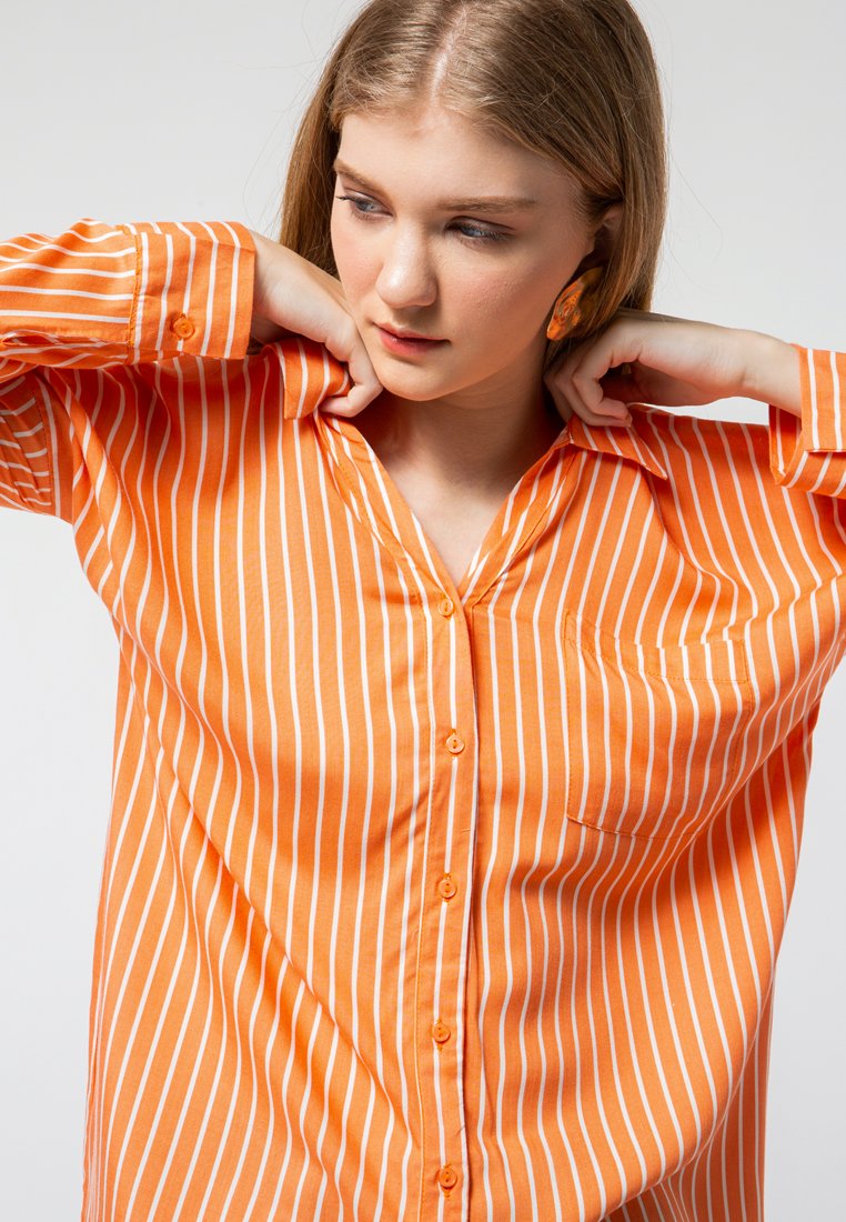 Rayon Loose Shirt