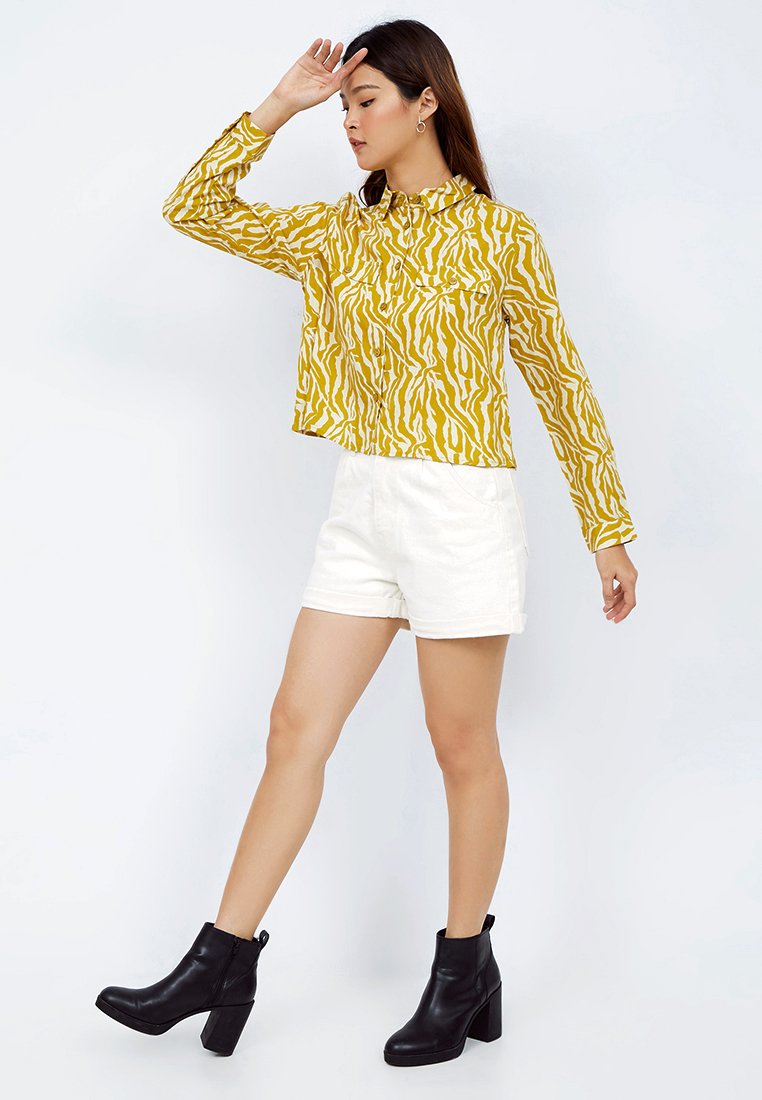 Crop Shirt with Front Pocket