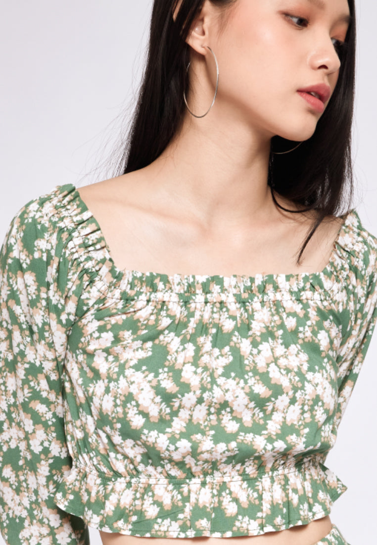 Puffy Long Sleeve Crop Top