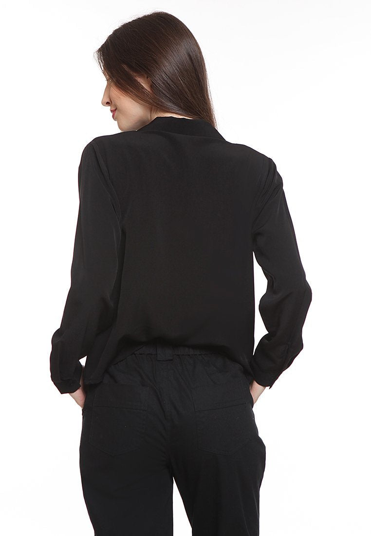 Horn Botton Shirt