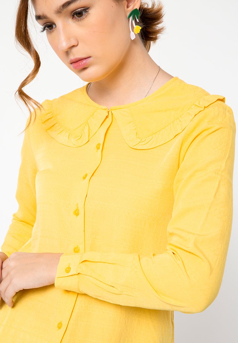 Shirt with Wide Collar