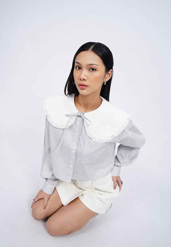 Crop Long Sleeve Shirt with Laced Collar