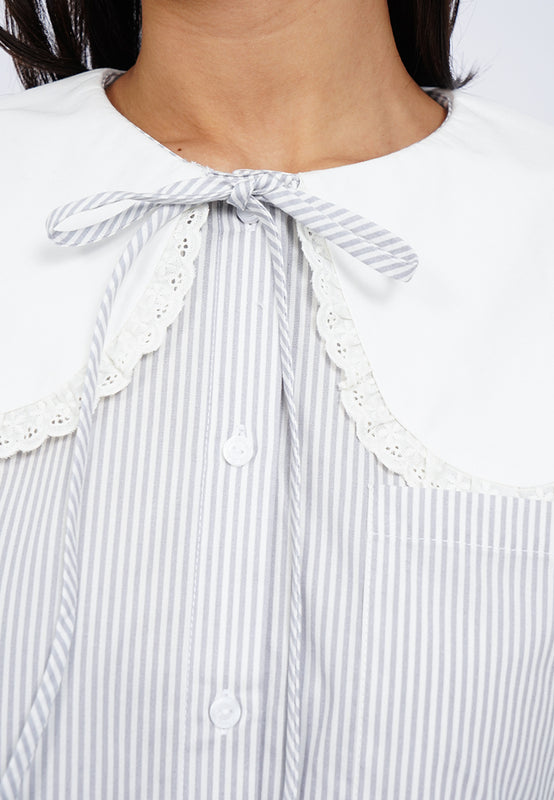 Crop Long Sleeve Shirt with Laced Collar