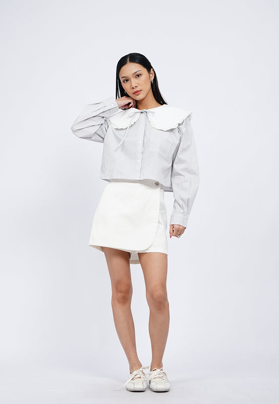 Crop Long Sleeve Shirt with Laced Collar