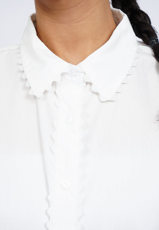 Long Sleeve Shirt with Scallop Trim