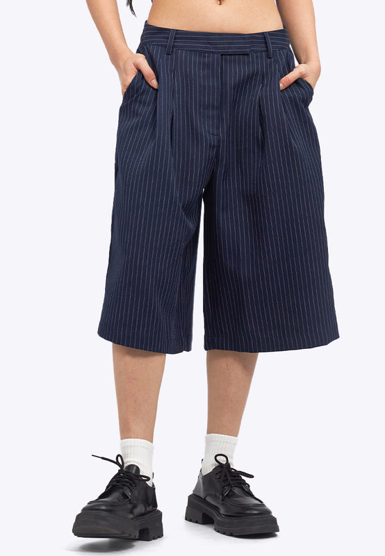 Regular Fit Stripes Bermuda Pants