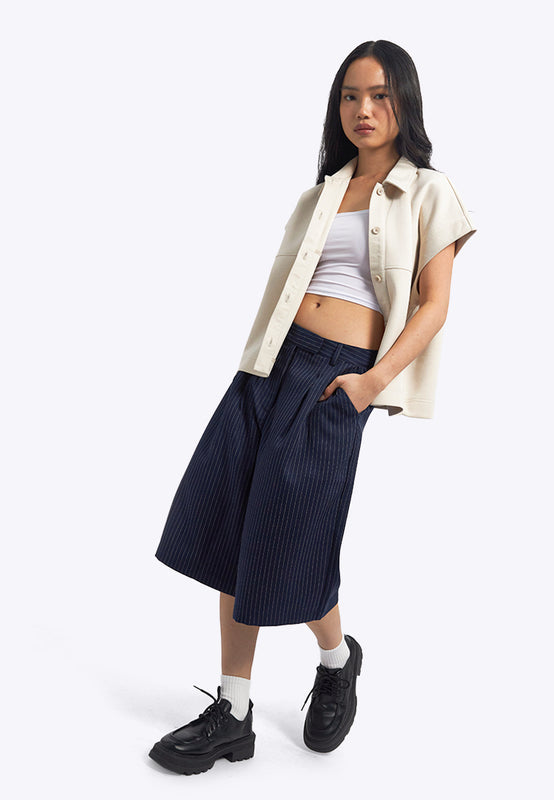 Regular Fit Stripes Bermuda Pants