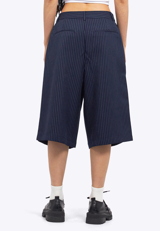 Regular Fit Stripes Bermuda Pants