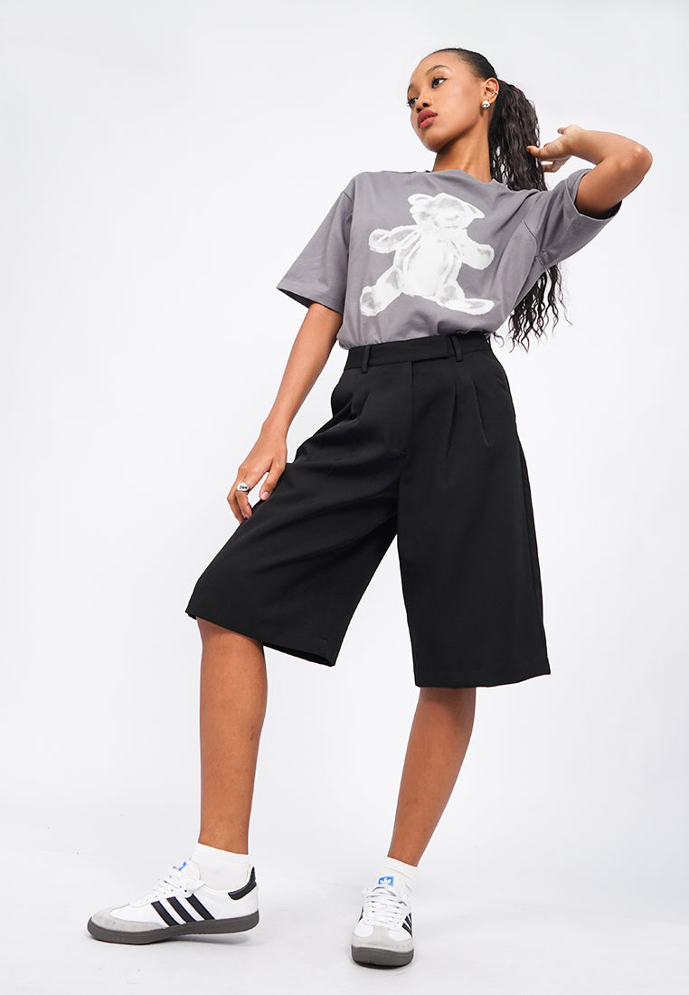 Pleated Bermuda Shorts