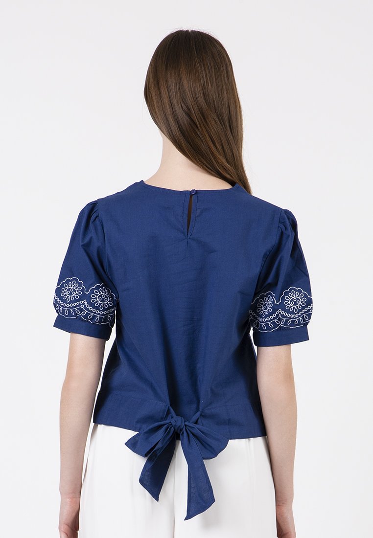 Regular Blouse