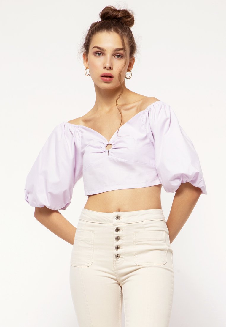 Balloon Sleeves Top