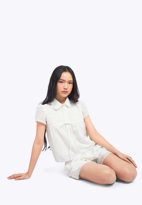 Eyelet Blouse with Tie Details