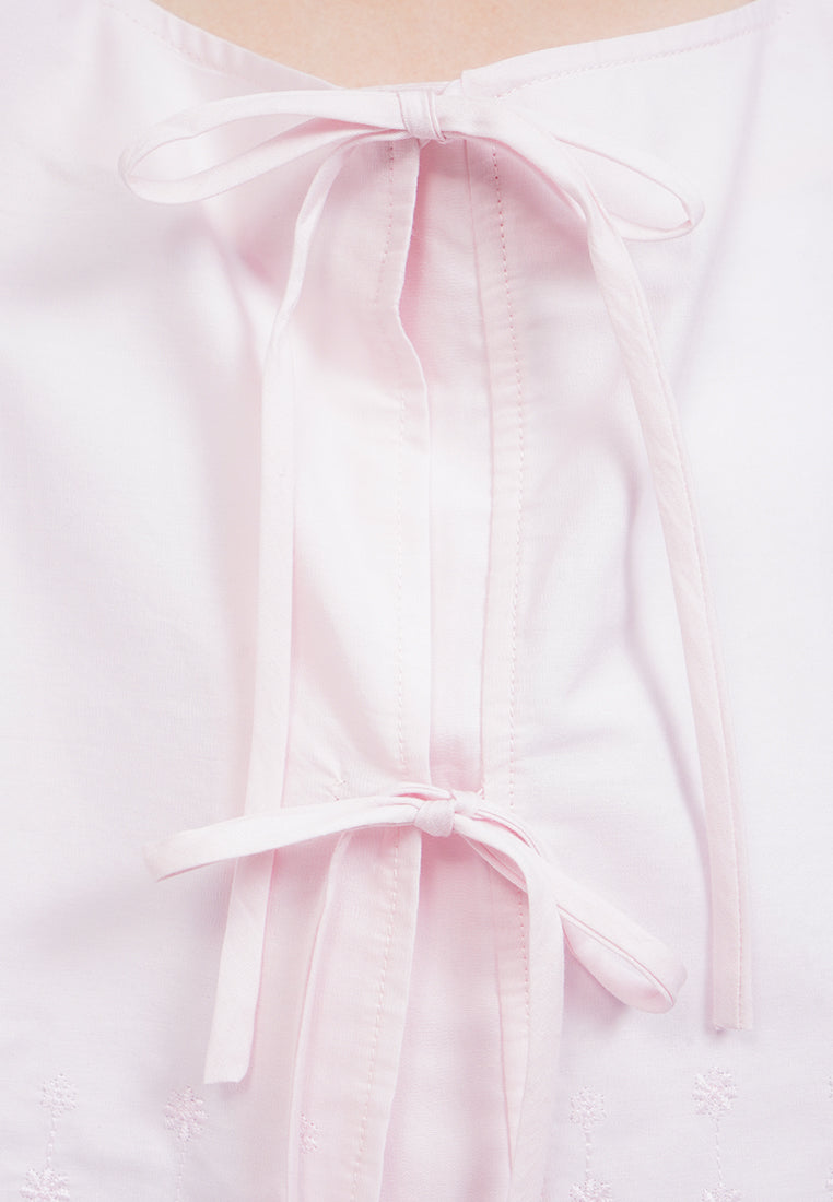 Embroidered Puff Sleeve Blouse