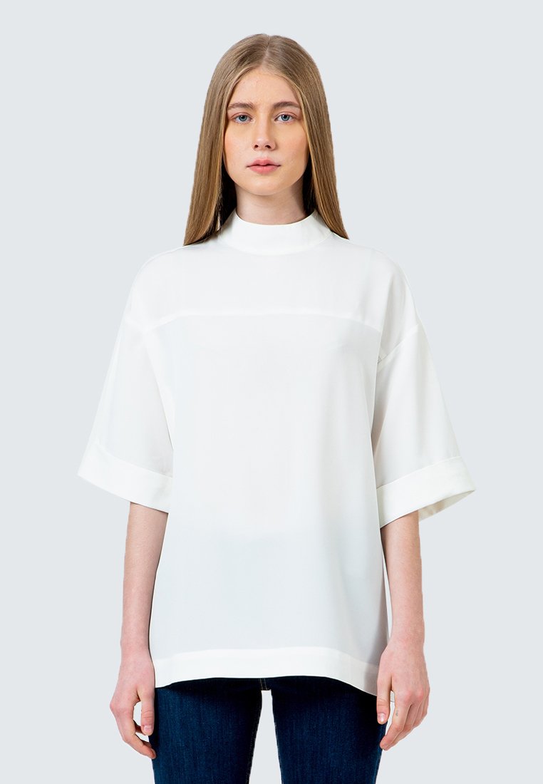 High Neck Short Blouse