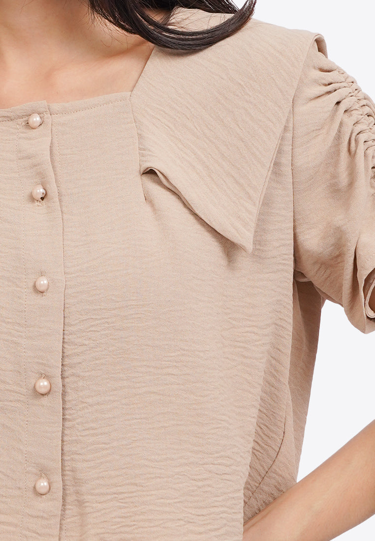 Short Sleeve Wide Collar Blouse