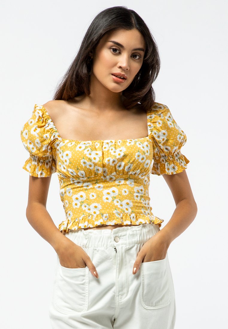 Puff Sleeve Square Neck Top