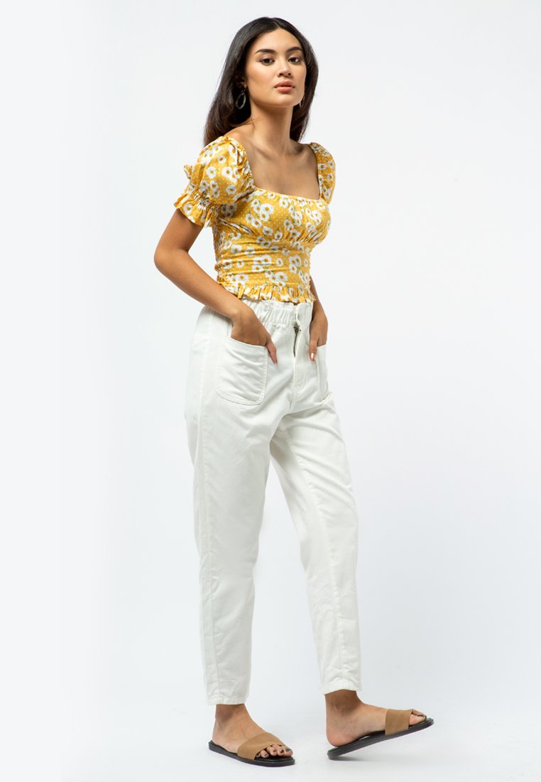 Puff Sleeve Square Neck Top