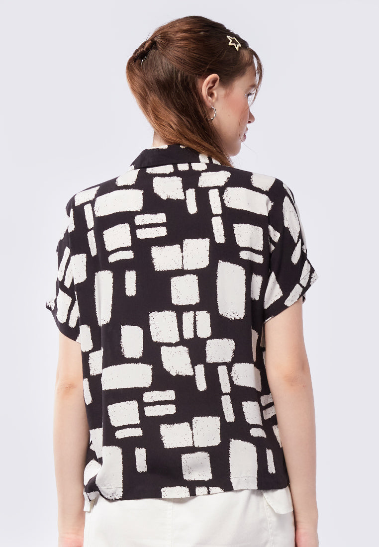 Printed Notch Collar Blouse
