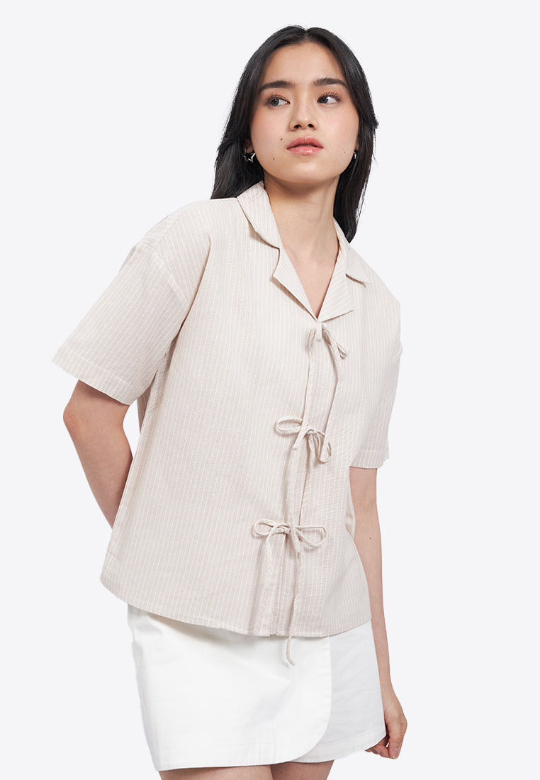 Tie Front Short Sleeve Blouse
